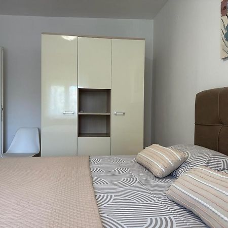 Luxury Apartment Petra With Private Pool Zadar Exterior photo