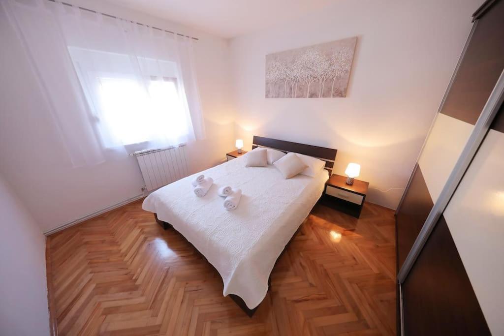 Luxury Apartment Petra With Private Pool Zadar Exterior photo
