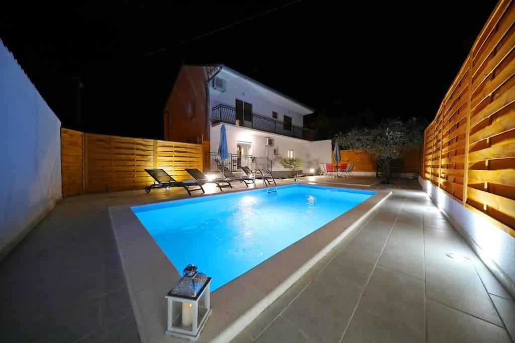 Luxury Apartment Petra With Private Pool Zadar Exterior photo