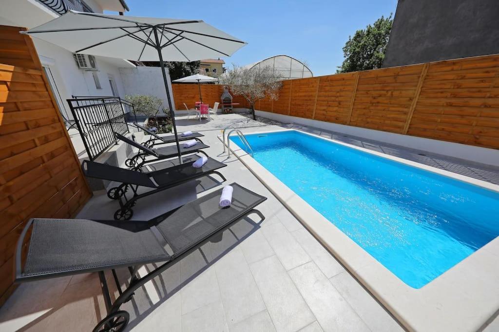 Luxury Apartment Petra With Private Pool Zadar Exterior photo